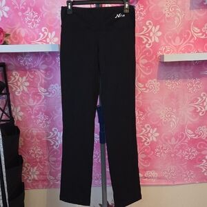 Nirlon Women's Black Leggings